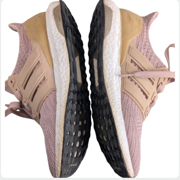 Adidas Ultraboost 4.0 Pink Ash Pearl Running Shoes - Picture 10 of 15